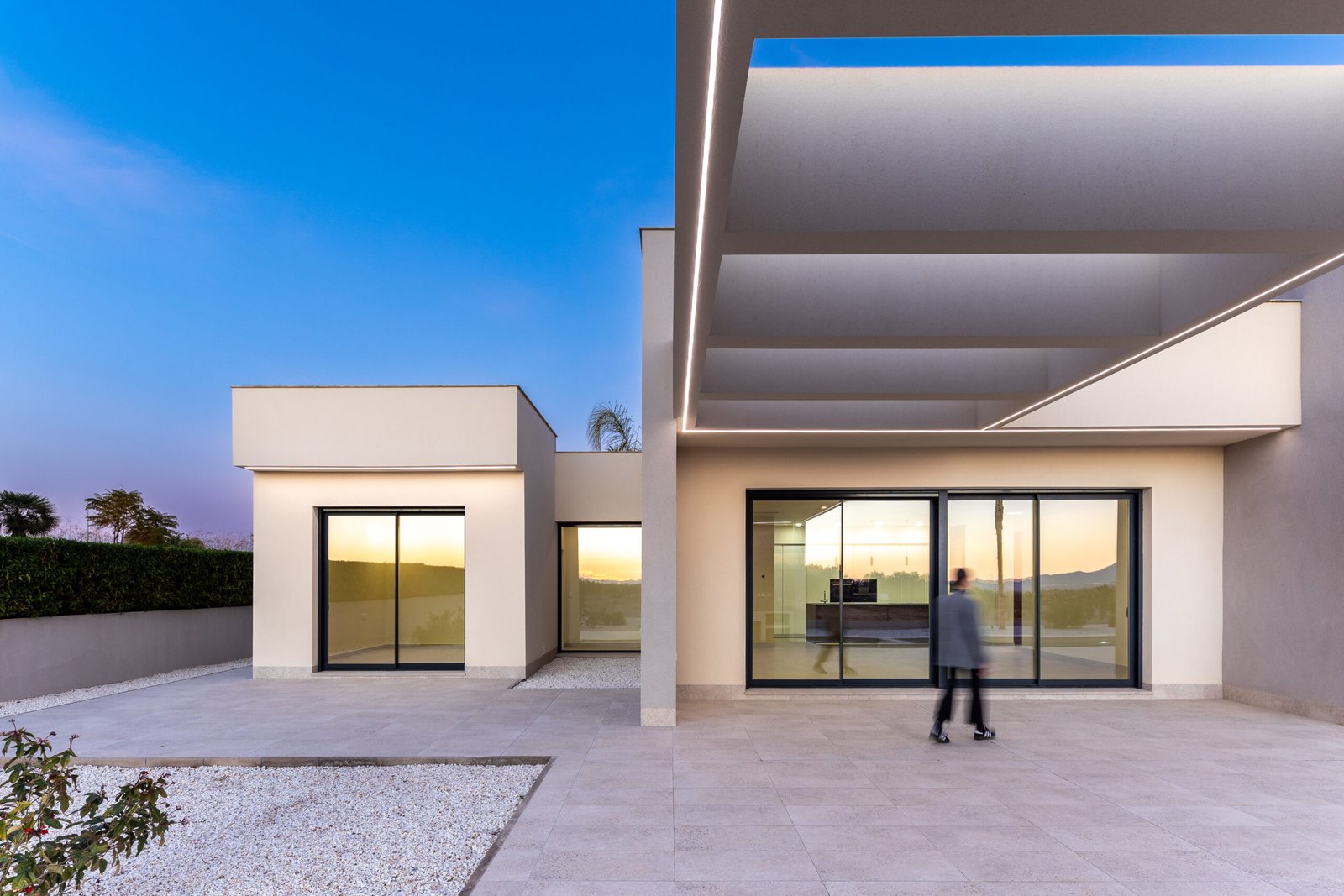 Vista exterior de una casa moderna